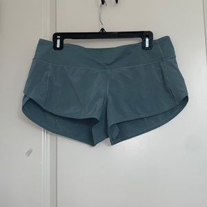 Lulu Lemon Speed Up 2.5 Shorts